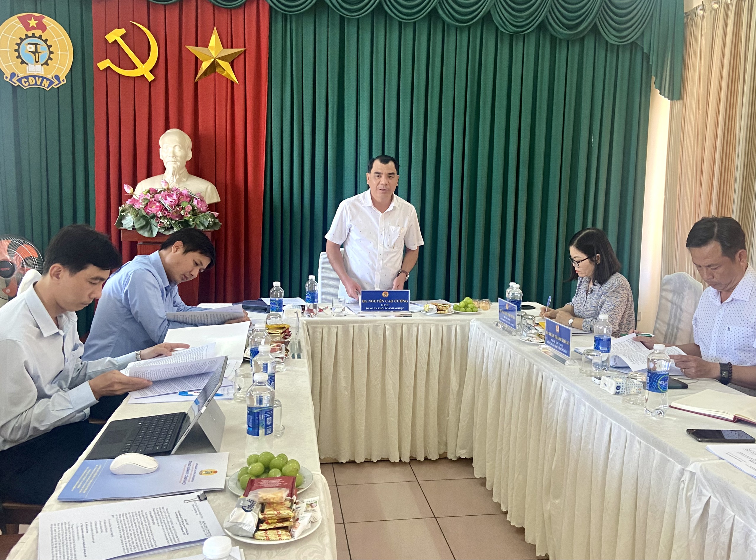Kiểm tra công tác thực hiện Nghị quyết, Chỉ thị năm 2023 tại Chi bộ Công đoàn Khu Công nghiệp Biên Hòa