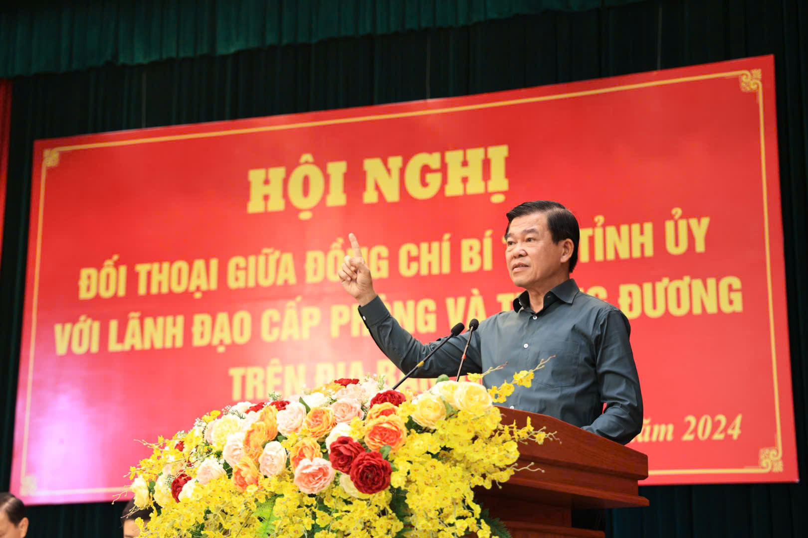 Ban Thường vụ Tỉnh ủy ban hành Kế hoạch học tập và triển khai thực hiện Chuyên đề học tập và làm theo tư tưởng, đạo đức, phong cách Hồ Chí Minh năm 2025 về “Phát triển kinh tế gắn liền với đảm bảo an sinh xã hội, nâng cao đời sống Nhân dân” 