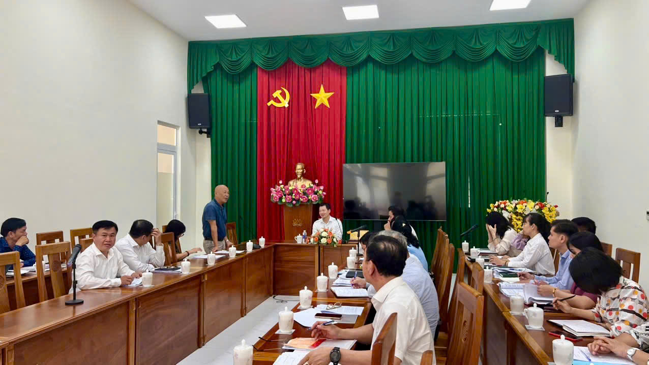 Đồng chí Bí thư Tỉnh ủy tiếp công dân  theo Quy định số 11-QĐi/TW của Bộ Chính trị (khóa XII)