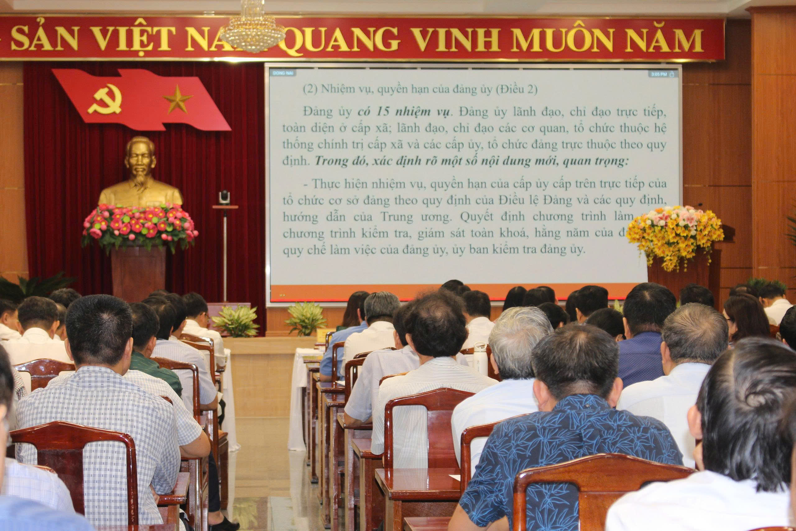 Nghiệp vụ công tác tổ chức xây dựng Đảng, quản lý nhà nước, tổ chức và hoạt động của Mặt trận Tổ quốc, các đoàn thể chính trị ở cấp xã (mới)