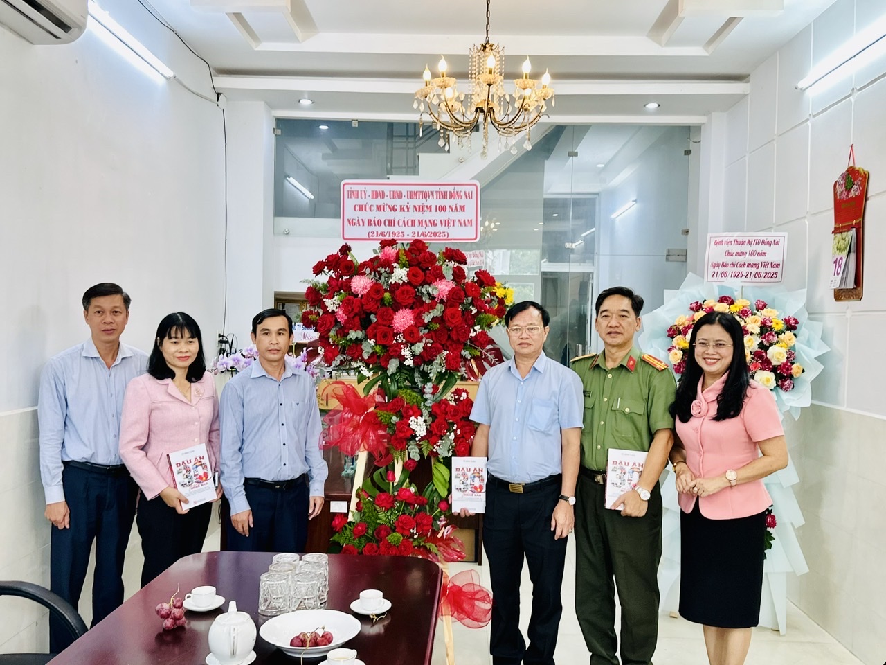 Thăm và chúc mừng các cơ quan báo chí trên địa bàn tỉnh nhân kỷ niệm 100 năm Ngày Báo chí Cách mạng Việt Nam
