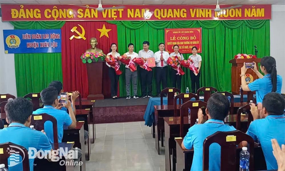 Thành lập Chi bộ Công ty TNHH Giày Dona Standard Việt Nam tại xã Xuân Hòa