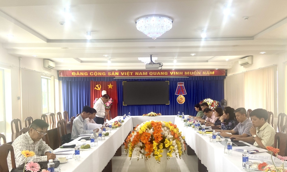 Kiểm tra c&amp;#244;ng t&amp;#225;c thực hiện Nghị quyết, Chỉ thị của Đảng tại Đảng bộ Ban Quản l&amp;#253; c&amp;#225;c Khu c&amp;#244;ng nghiệp (KCN) tỉnh năm 2023