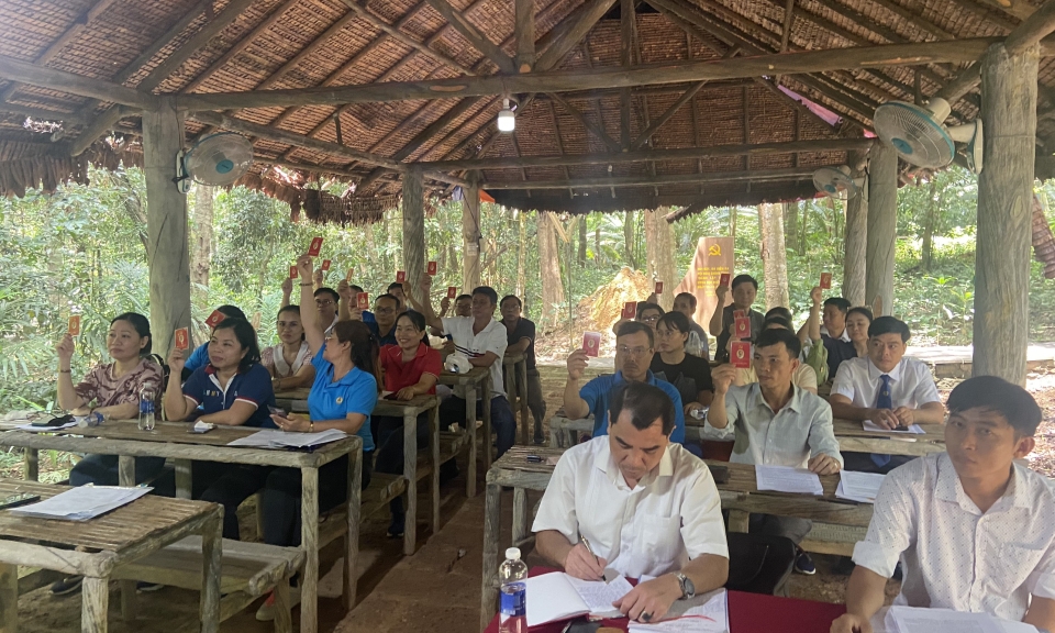 Cần tăng cường thực hiện c&amp;#225;c chuyến du khảo về nguồn hay tổ chức sự kiện tại c&amp;#225;c di t&amp;#237;ch lịch sử