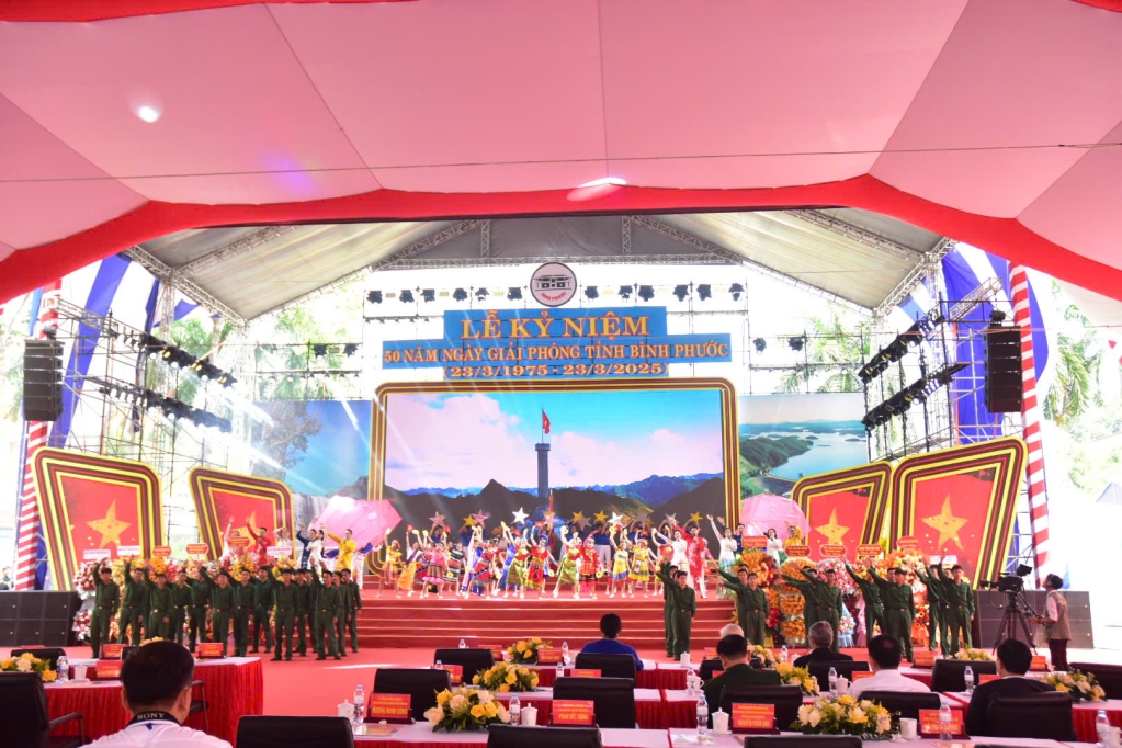 Đo&amp;#224;n đại biểu tỉnh Đồng Nai tham dự Lễ kỷ niệm 50 năm giải ph&amp;#243;ng tỉnh B&amp;#236;nh Phước