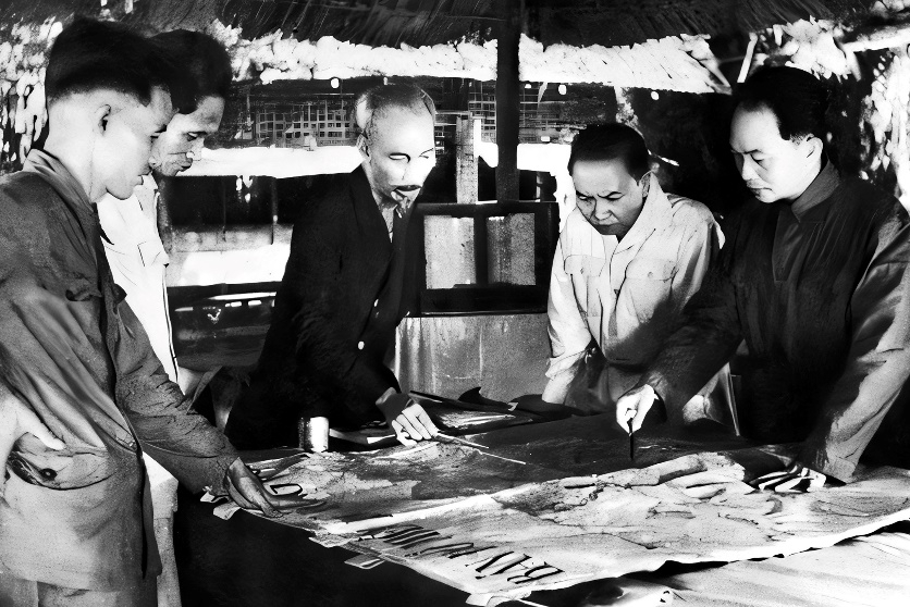 Chiến dịch Điện Biên Phủ qua những bức ảnh tư liệu lịch sử quý giá- Ảnh 1.