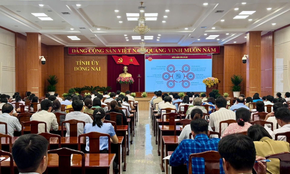 Hội nghị to&amp;#224;n quốc Sơ kết c&amp;#244;ng t&amp;#225;c kiểm tra, gi&amp;#225;m s&amp;#225;t v&amp;#224; thi h&amp;#224;nh kỷ luật của Đảng 6 th&amp;#225;ng đầu năm, triển khai nhiệm vụ 6 th&amp;#225;ng cuối năm 2025 v&amp;#224; thời gian tới