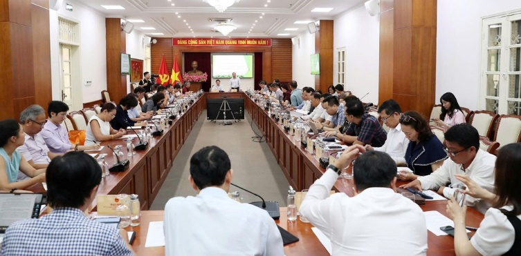 Khẩn trương x&acirc;y dựng Nghị quyết của Bộ Ch&iacute;nh trị về chấn hưng v&agrave; ph&aacute;t triển văn h&oacute;a Việt Nam trong kỷ nguy&ecirc;n mới