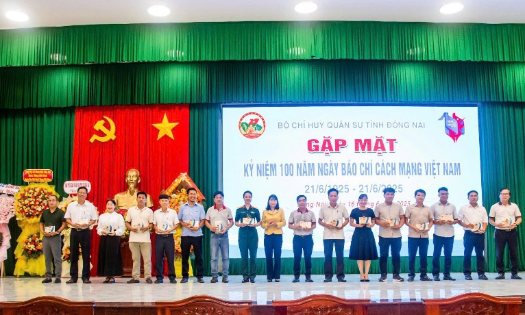 Bộ Chỉ huy qu&acirc;n sự tỉnh Đồng Nai tổ chức gặp mặt c&aacute;c cơ quan b&aacute;o ch&iacute;: Lan tỏa h&igrave;nh ảnh &ldquo;Bộ đội Cụ Hồ&rdquo; trong thời đại mới