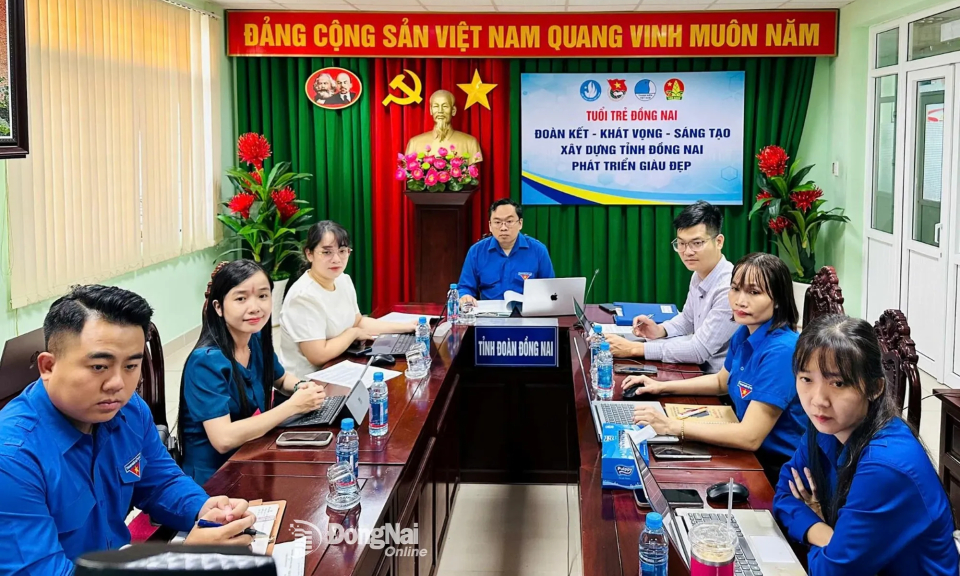 Tập huấn c&ocirc;ng t&aacute;c tổ chức đại hội Đo&agrave;n c&aacute;c cấp