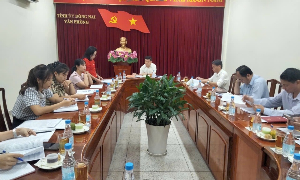 Kiểm tra hoạt động c&amp;#244;ng vụ, cải c&amp;#225;ch h&amp;#224;nh ch&amp;#237;nh