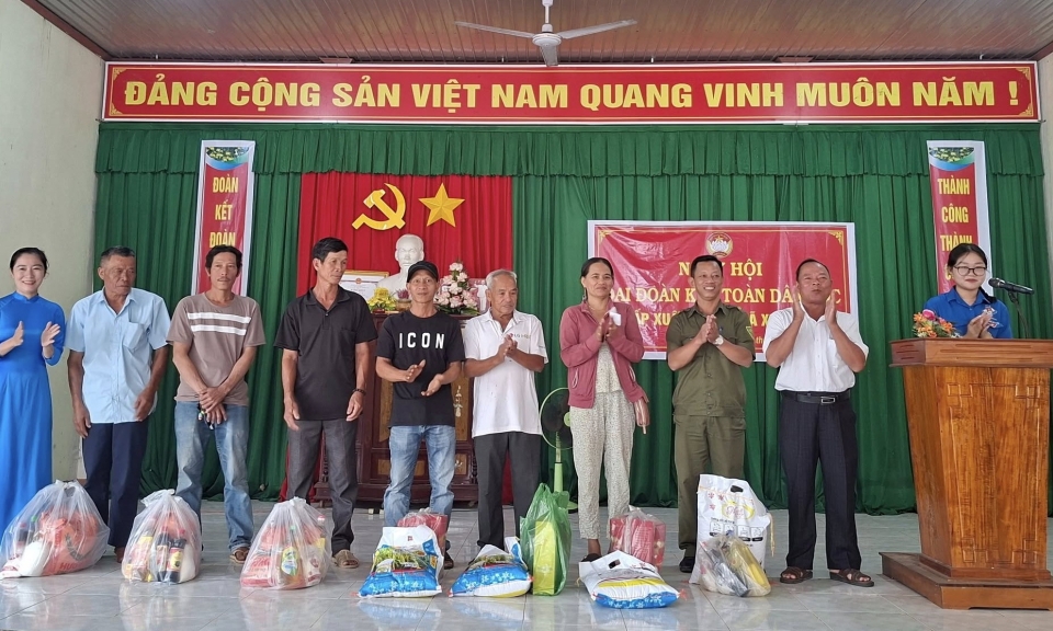 Ấp Xu&amp;#226;n T&amp;#226;m 6, x&amp;#227; Xu&amp;#226;n H&amp;#242;a tổ chức Ng&amp;#224;y hội Đại đo&amp;#224;n kết to&amp;#224;n d&amp;#226;n tộc năm 2025