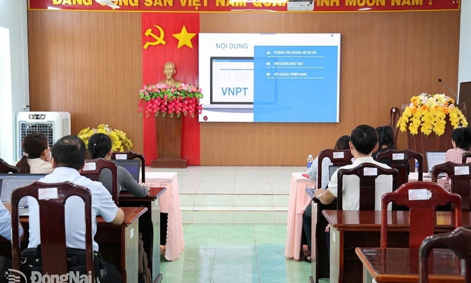 Tập huấn chuẩn h&amp;#243;a cơ sở dữ liệu đảng vi&amp;#234;n