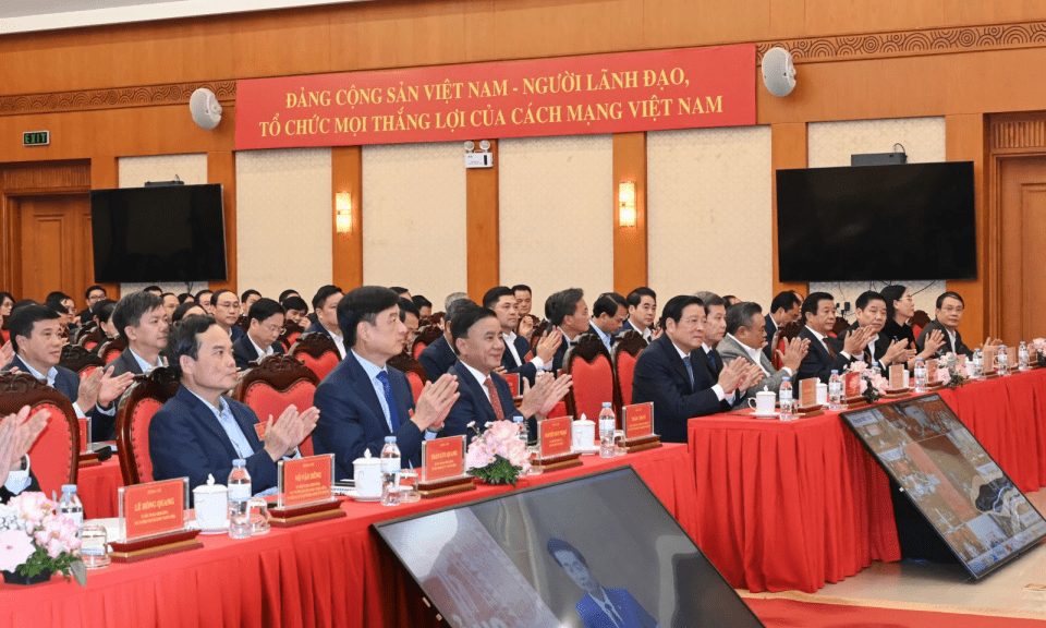 X&amp;#226;y dựng ng&amp;#224;nh Nội ch&amp;#237;nh Đảng l&amp;#224; cơ quan “li&amp;#234;m ch&amp;#237;nh của li&amp;#234;m ch&amp;#237;nh”