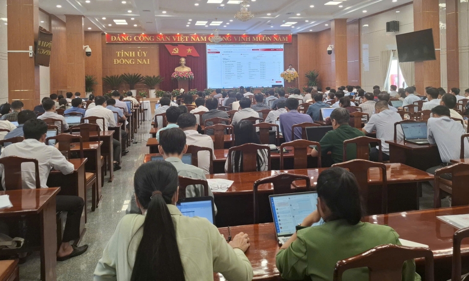 Tập huấn triển khai phần mềm họp kh&amp;#244;ng giấy trong c&amp;#225;c cơ quan Đảng tỉnh Đồng Nai