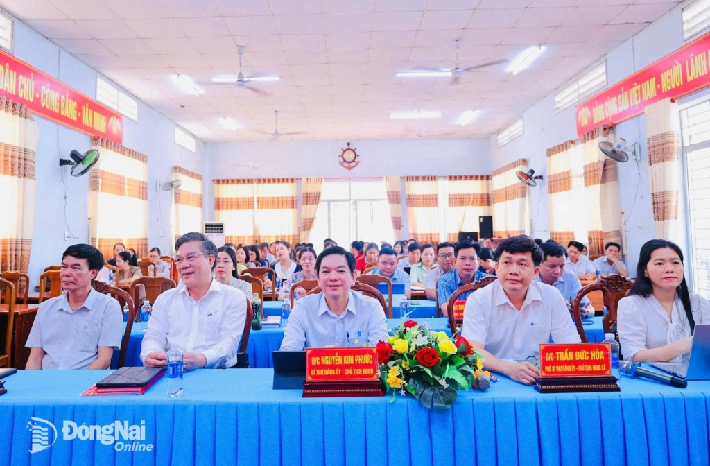 Toàn cảnh hội nghị thông tin thời sự. Ảnh: Duy Khiêm