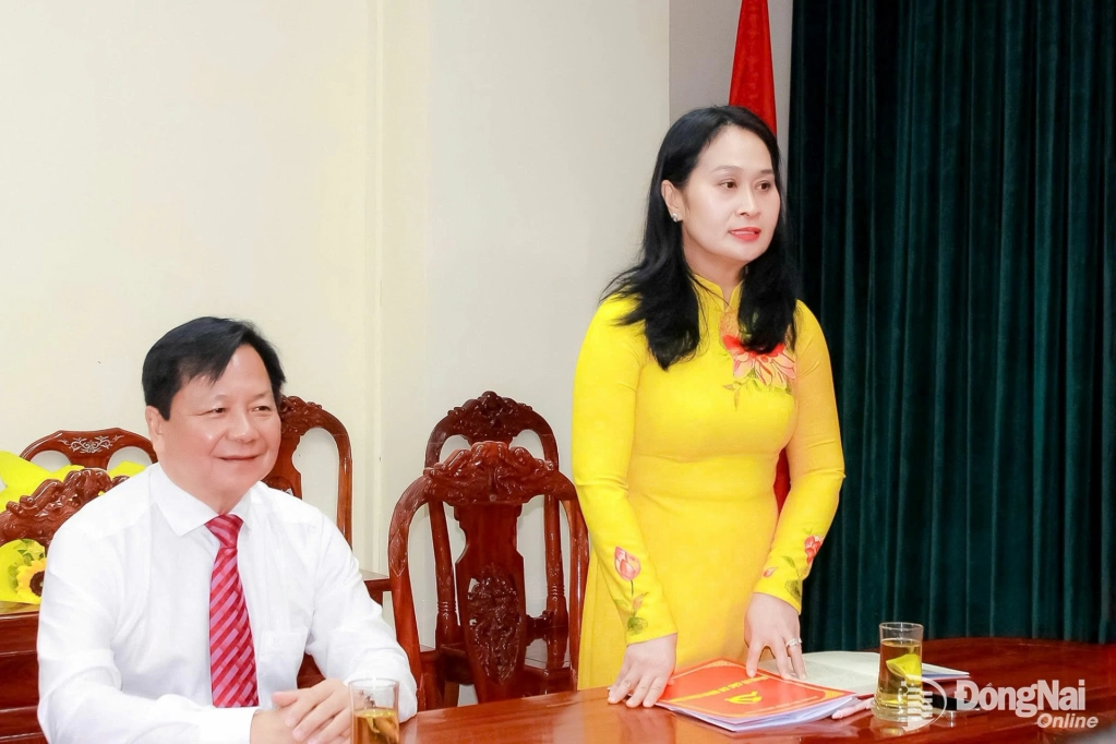 Đồng chí Đặng Minh Nguyệt, Bí thư Đảng ủy HĐND tỉnh phát biểu nhận nhiệm vụ. Ảnh: Hồ Thảo