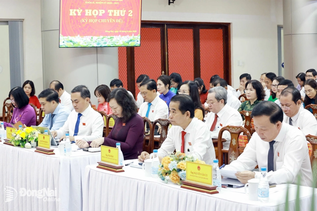 Các đại biểu tham dự Kỳ họp thứ 2, HĐND tỉnh khóa XI. Ảnh: Công Nghĩa