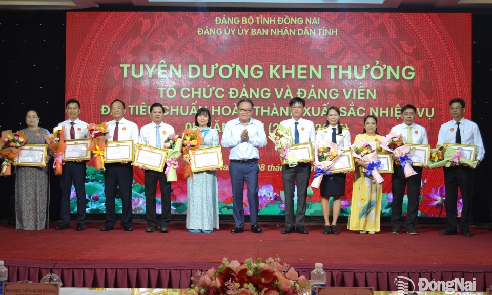 Tập trung l&amp;#227;nh đạo thực hiện nhiệm vụ ch&amp;#237;nh trị của đơn vị