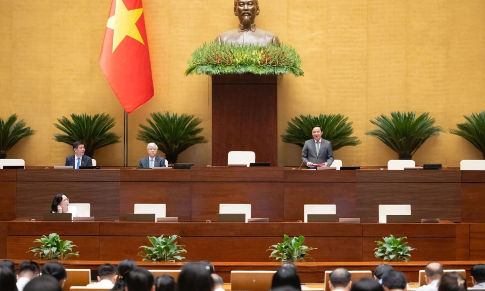 B&amp;#225;o c&amp;#225;o thẩm tra Tờ tr&amp;#236;nh v&amp;#224; Đề &amp;#225;n: Đồng Nai bảo đảm 5/5 điều kiện và 7/7 ti&amp;#234;u chu&amp;#226;̉n thành lập thành ph&amp;#244;́ trực thuộc Trung ương