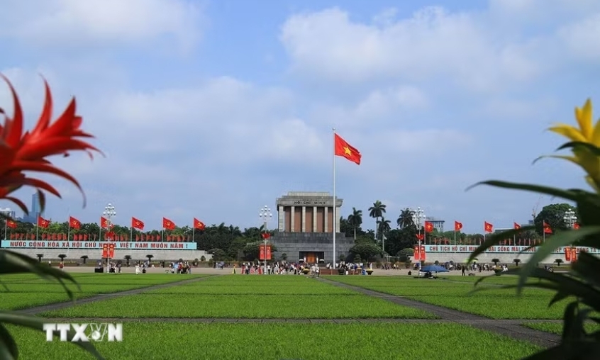 Kỷ niệm 136 năm Ng&amp;#224;y sinh Chủ tịch Hồ Ch&amp;#237; Minh: Th&amp;#225;ng Năm về Ba Đ&amp;#236;nh nhớ B&amp;#225;c